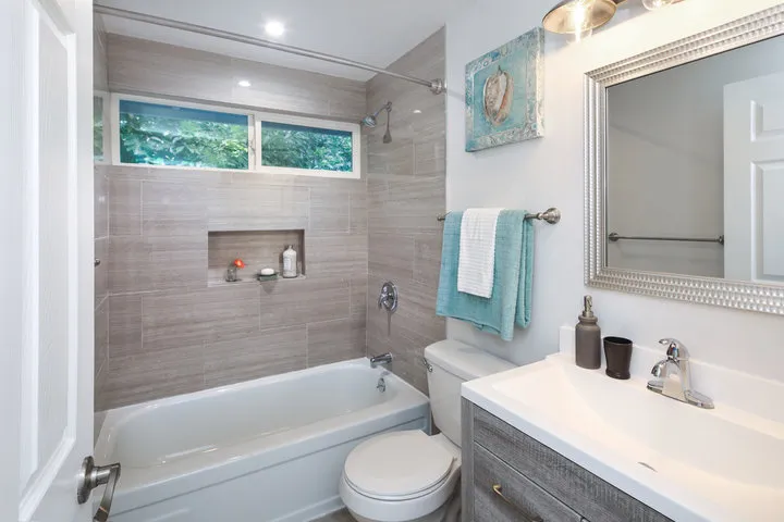 Small Bathroom Renovation Albany Maximizing Your Space
