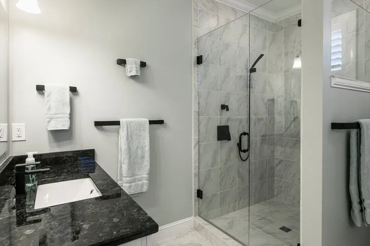  best bathroom remodel contractor near me 